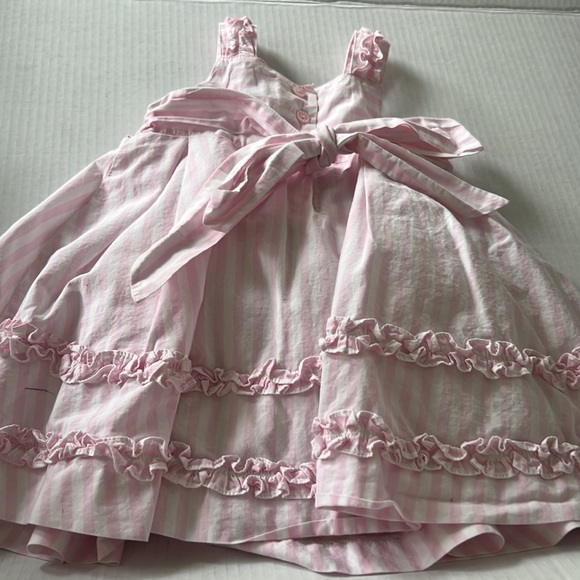 Camilla - Picture 2 of 4